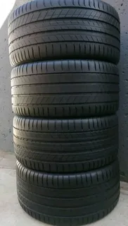 A clean set of 295 35 21 Michelin latitude sport3 tyres with 90% treads available for sale