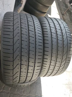 2x 315 30 22 pirelli tyres with 95% treads available for sale
