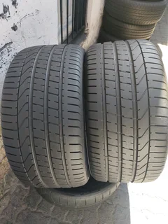 2x 315 30 22 pirelli tyres with 95% treads available for sale