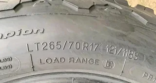 1x 265 70 17 Bf Goodrich ko2 tyre with 95% treads available for sale