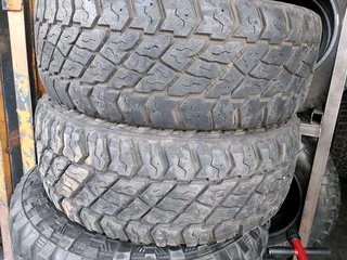 2x 265 65 17 Cooper ST maxx with good treads available for sale