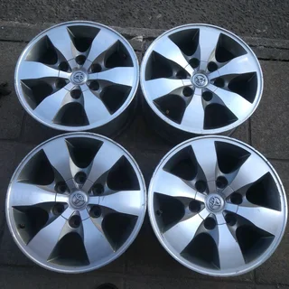 A clean set of 16inch Toyota Hilux Rims available for sale