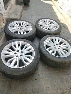 A clean set of 21inch Range Rover Sport Rims with tyres available for sale