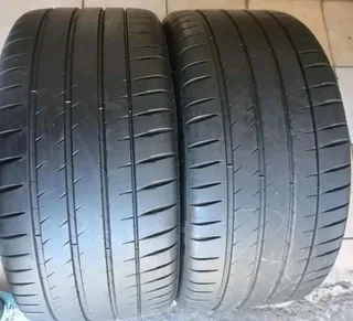 2x 315 30 22 Michelin tyres with sufficient treads available for sale