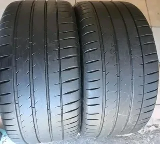 2x 315 30 22 Michelin tyres with sufficient treads available for sale