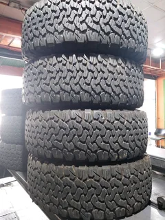 A clean set of 35x12.50R17 Bf Goodrich ko2 tyres with 99% treads available for sale