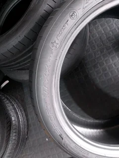 2x 225 45 19 Dunlop run flat tyres with good treads available for sale