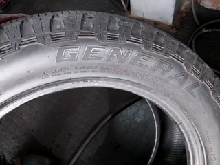 1x 255 55 19 general grabber tyre with good treads available for sale