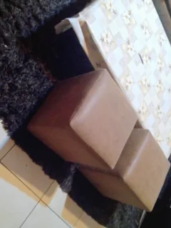 2 coaches and 2 mini chairs