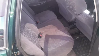 Volkswagen polo playa 1.6i