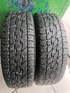 2x 225/65/17 Bridgestone Dueler All Terrain
