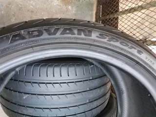 Set 4x 255/35/19 and 285/30/19 Yokohama Advance sport Normal Tyres, 90%thread no repairs