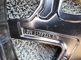 New 19&#34; OEM mags for BMW X3, X4, 7 series/ Audi/ VW with tyres