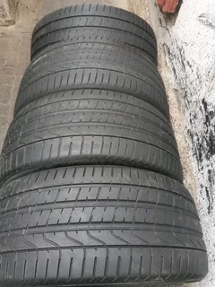 2x 285/40/21 Pirelli pzero normal Tyres