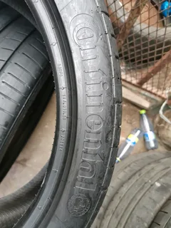 2x 255/35/19 Continental sport contact 5 normal Tyres