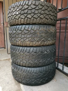 Set 4x 255/55/19 Cooper Zeon