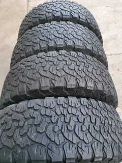 Set 4x 285/70/17 Bfgoodrich ko2