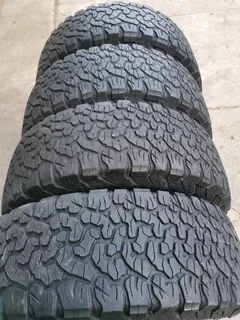 Set 4x 285/70/17 Bfgoodrich ko2