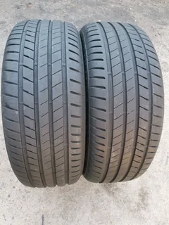 2x 245/50/19 Bridgestone Alenza Runflat like new