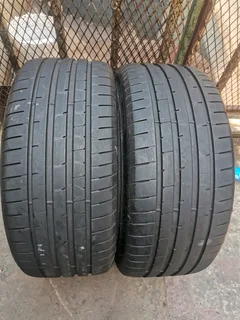 2x 245/35/20 Goodyear Eagle F1