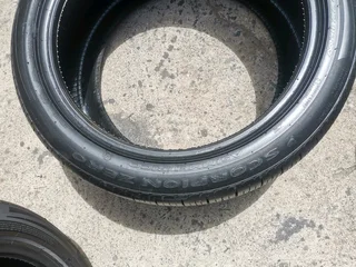 Mercedes G63 Tyres 295/40/22 Pirelli scorpion Zero like new