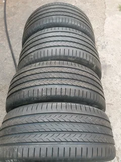 Mercedes Tyres 255/45/20 and 285/40/20 Continental Ecocontact 6Q