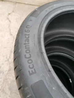 Mercedes Tyres 255/45/20 and 285/40/20 Continental Ecocontact 6Q