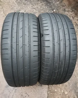 2x 235/45/18 Goodyear Eagle F1