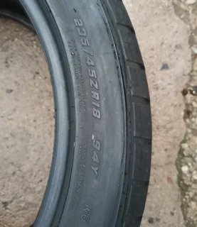 2x 235/45/18 Goodyear Eagle F1