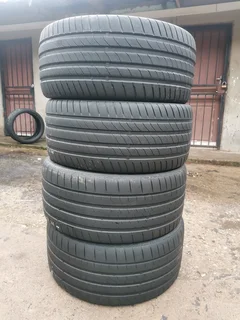 Set 245/35/19 and 265/35/19 Bridgestone Potenza sport