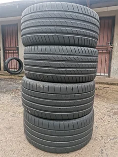 Set 245/35/19 and 265/35/19 Bridgestone Potenza sport