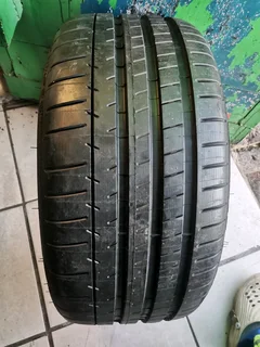 1x 265/30/20 Michelin pilot super sport like new
