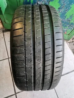 1x 265/30/20 Michelin pilot super sport like new