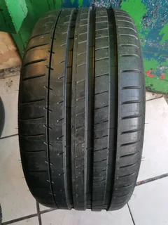 1x 265/30/20 Michelin pilot super sport like new
