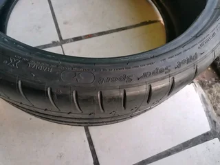 1x 265/30/20 Michelin pilot super sport like new
