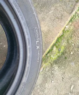 2x 275/45/20 Continental Cross contact LX