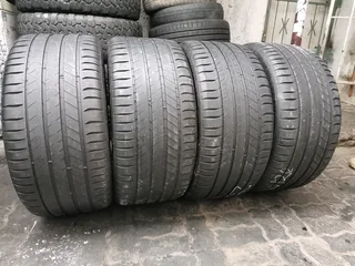 4x 295/40/20 Michelin latitude sport 3