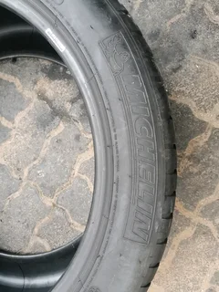 4x 295/40/20 Michelin latitude sport 3