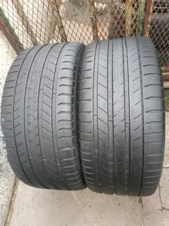 2x 265/40/21 Pirelli pzero normal Tyres