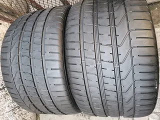 2x 295/30/19 Pirelli Pzero normal Tyres