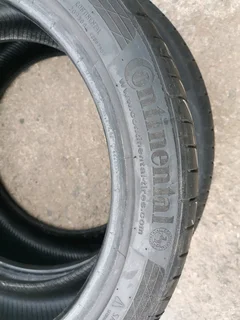 2x 205/45/17 Continental