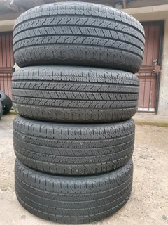 Set 255/55/19 Goodyear Wrangler Territory