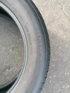4x 235/55/19 Bridgestone Alenza