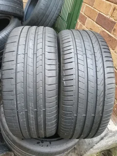 2x 245/45/18 Pirelli pzero