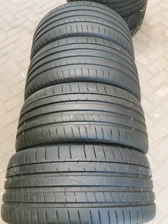 Set 245/35/19 Michelin pilot super sport like new
