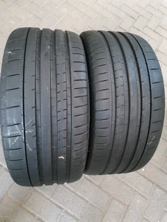 2x 245/35/19 Michelin pilot super sport like new