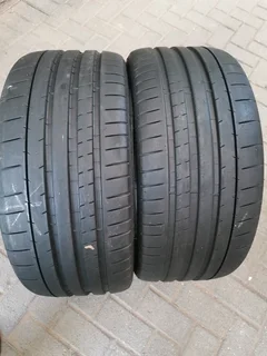 2x 245/35/19 Michelin pilot super sport like new