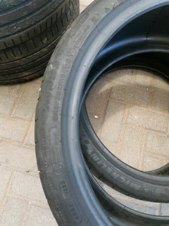 2x 245/35/19 Michelin pilot super sport like new