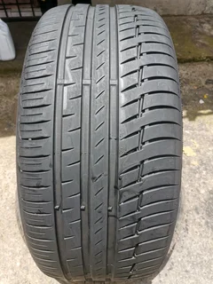 1x 275/40/21 Continental premium contact 6 Runflat like new like n