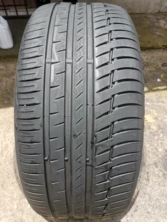 1x 275/40/21 Continental premium contact 6 Runflat like new like n